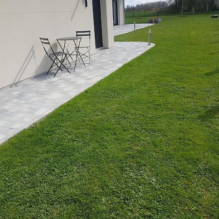 Studio Au Coeur De La Vannerie Fays-Billot Exteriör bild